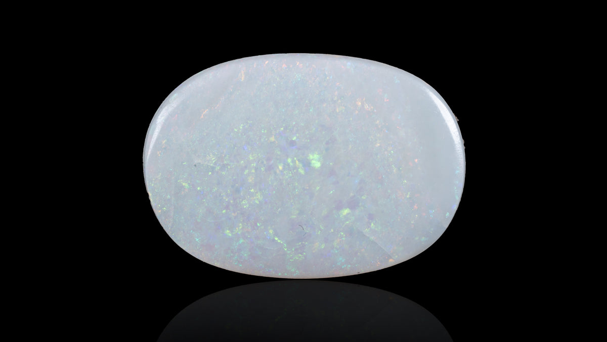White Opal With Fire 13.60 Carats / 14.95 Ratti