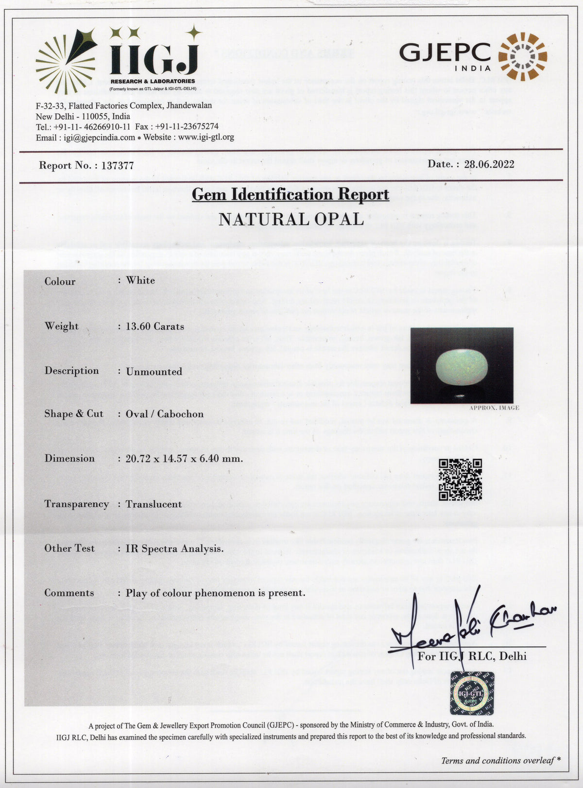 White Opal With Fire 13.60 Carats / 14.95 Ratti