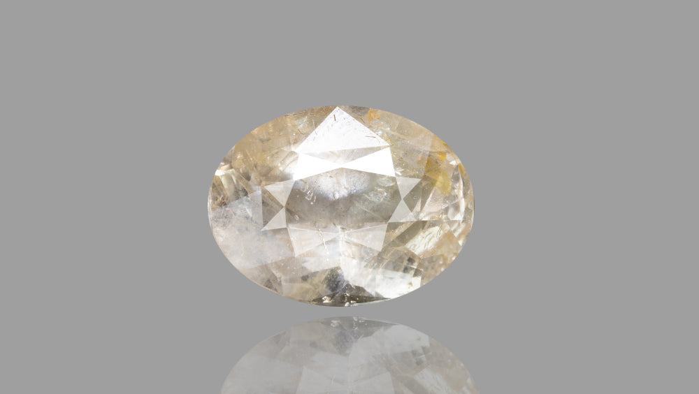 Natural Yellow Sapphire 7.37 Carats / 8.1 Ratti