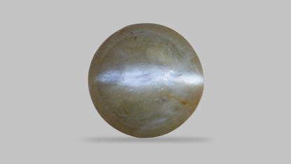 Cat's Eye (Lehsuniya) 7.73 Carats / 8.49 Ratti
