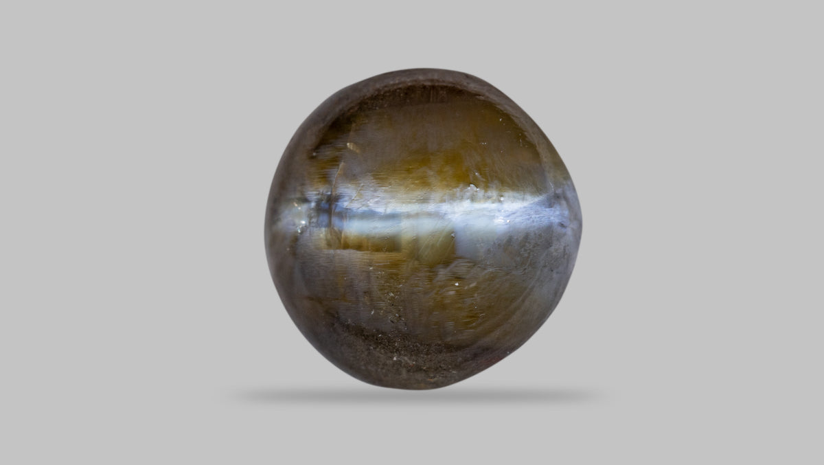 Cat's Eye (Lehsuniya) 8.84 Carats / 9.71 Ratti