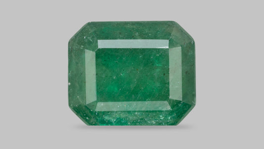 Zambian Emerald (Panna) 4.38 Carats / 4.81 Ratti