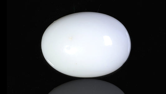 Natural White Coral 6.36 Carats / 6.99 Ratti