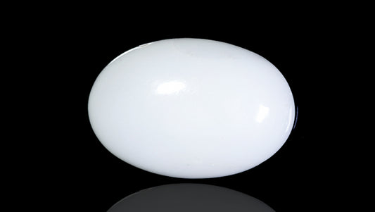 Natural White Coral 4.79 Carats / 5.26 Ratti