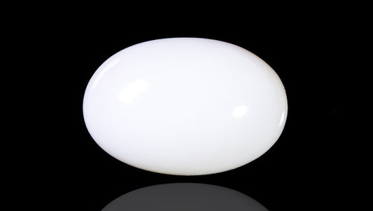 Natural White Coral 11.00 Carats / 12.09 Ratti