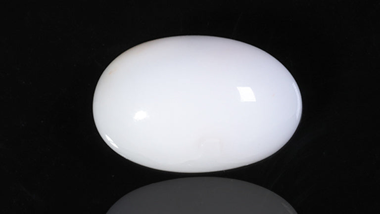 Natural White Coral 7.48 Carats / 8.22 Ratti