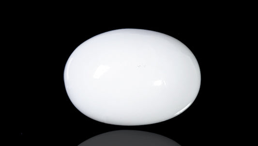 Natural White Coral 6.63 Carats / 7.29 Ratti