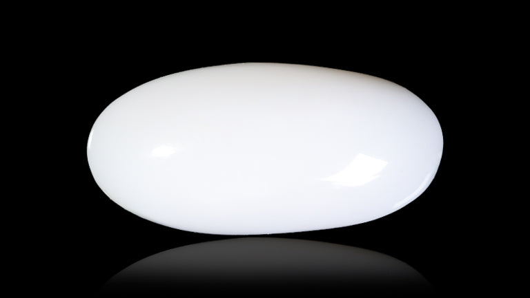Natural White Coral 6.09 Carats / 6.69 Ratti