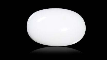 Natural White Coral 6.99 Carats / 7.68 Ratti