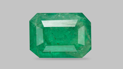 Zambian Emerald (Panna) 3.93 Carats / 4.32 Ratti