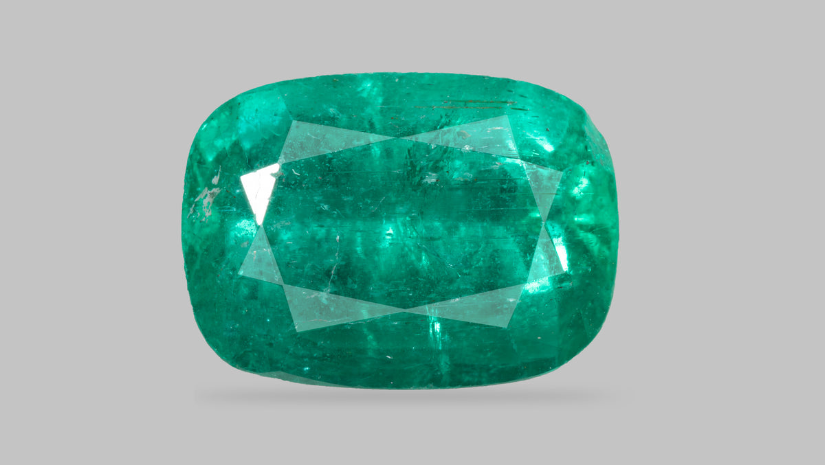 Zambian Emerald (Panna) 4.48 Carats / 4.92 Ratti