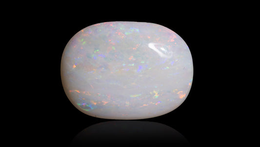 White Opal With Fire 12.71 Carats / 13.97 Ratti
