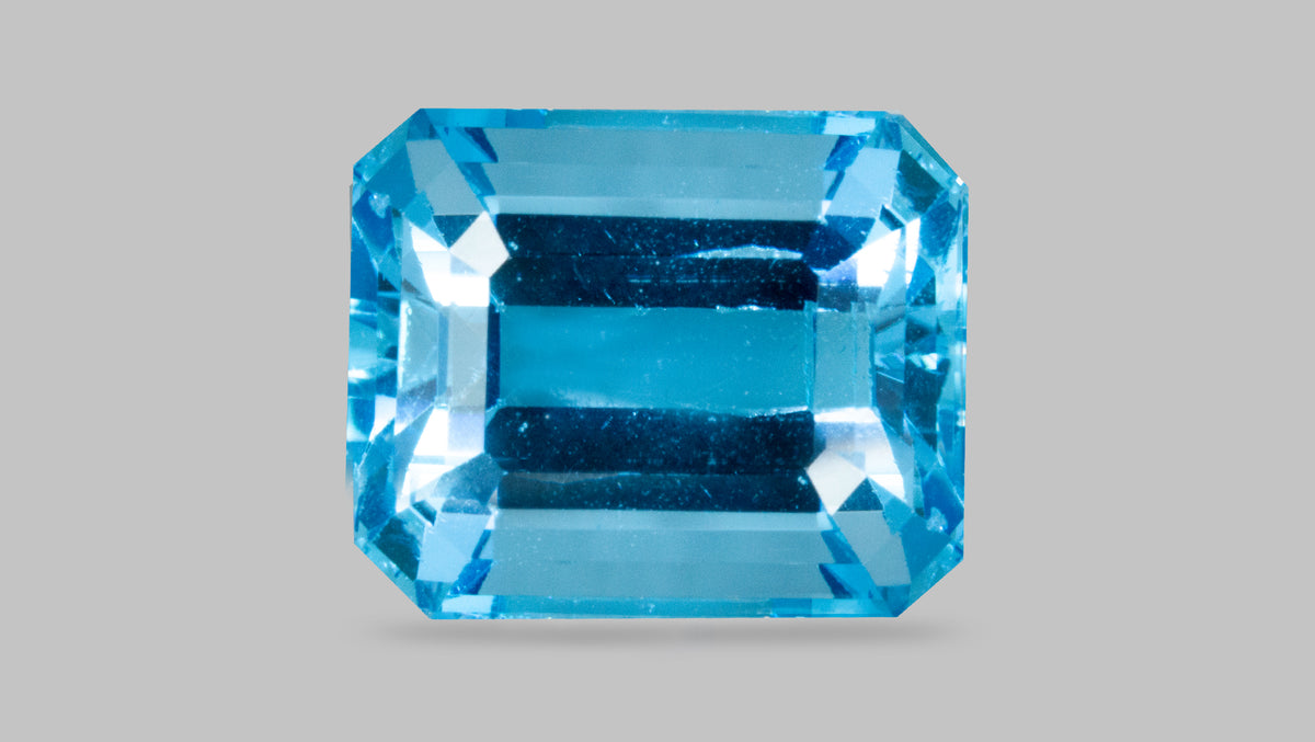Natural Blue Topaz 12.91 Carats / 14.19 Ratti