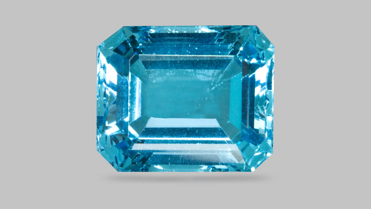 Natural Blue Topaz 11.48 Carats / 12.62 Ratti