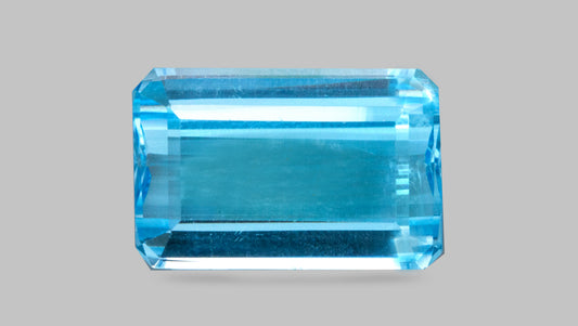 Natural Blue Topaz 23.56 Carats / 25.89 Ratti