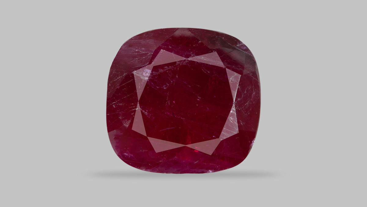Mozambique Ruby (Manik) 4.77 Carats / 5.24 Ratti