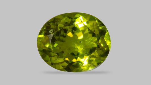 Natural Peridot 5.32 Carats / 5.85 Ratti