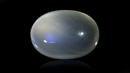 Natural Moon Stone 8.19 Carats / 9 Ratti