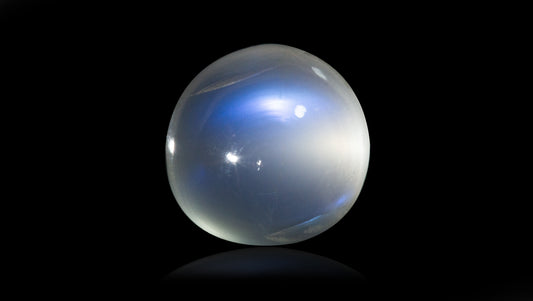 Natural Moon Stone 7.93 Carats / 8.71 Ratti
