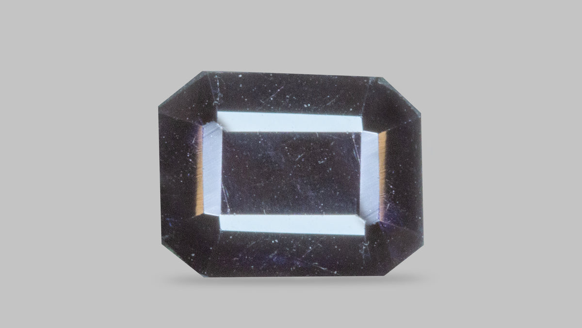Natural Iolite(Neeli) 3.10 Carats / 3.41 Ratti