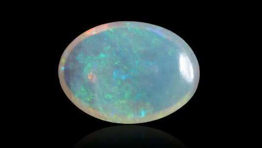 White Opal With Fire 3.74 Carats / 4.11 Ratti