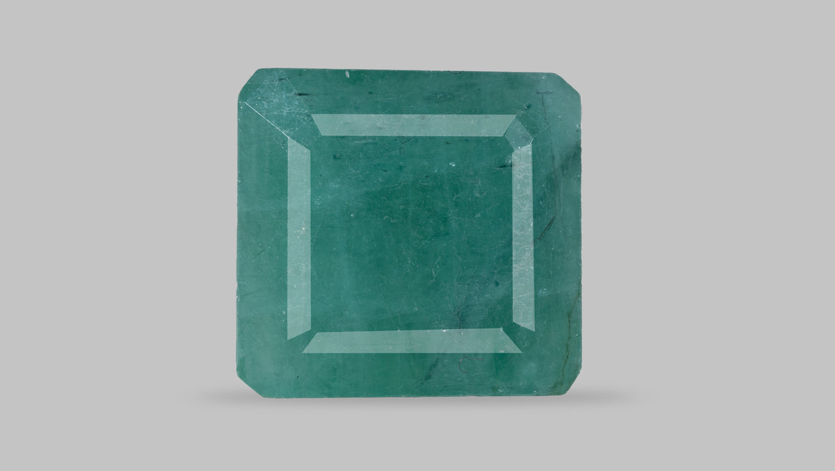 Minor Oil Natural Zambian Emerald (Panna) 12.90 Carats / 14.18 Ratti