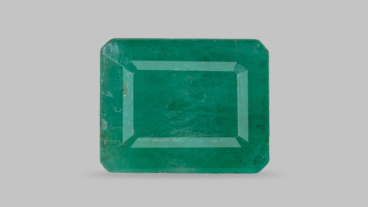 Minor Oil Zambian Emerald 2.78 Carats / 3.05 Ratti