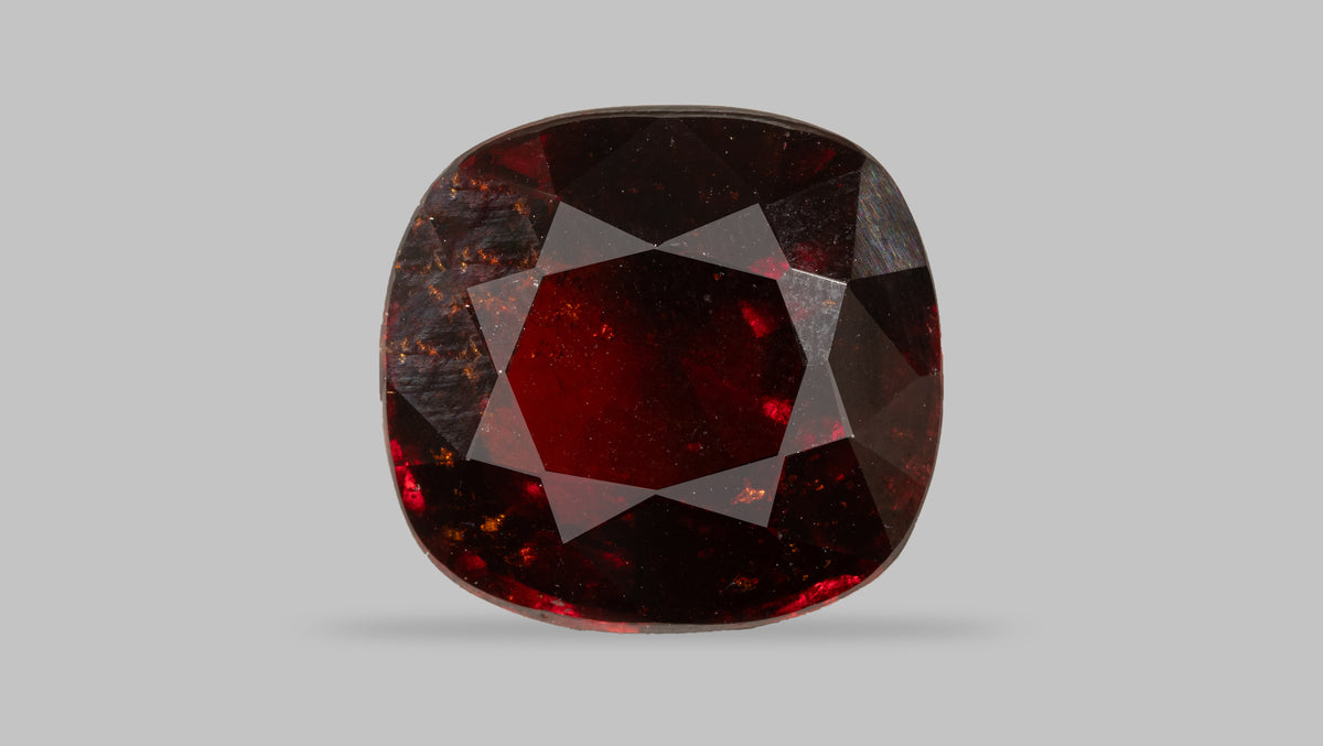 Sri-Lankan Hessonite (Gomed) 11.74 Carats / 12.9 Ratti
