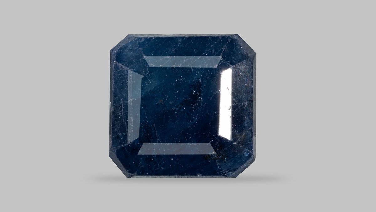 Natural Blue Sapphire 5.18 Carats / 5.69 Ratti