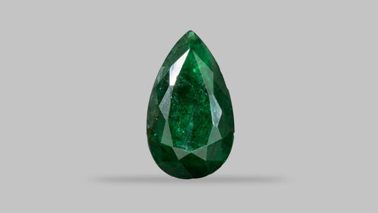 Minor Oil Zambian Emerald 8.55 Carats / 9.4 Ratti