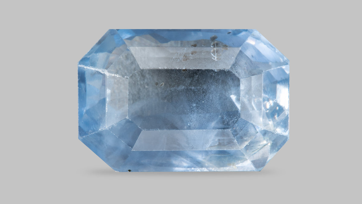 Natural Blue Sapphire 8.32 Carats / 9.14 Ratti