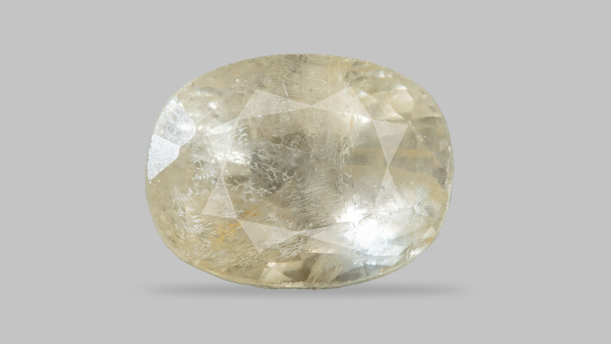 Natural Yellow Sapphire 4.85 Carats / 5.33 Ratti