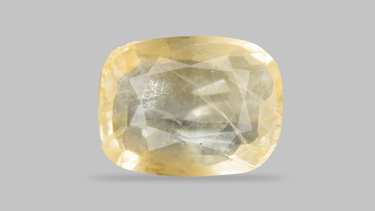 Natural Yellow Sapphire 3.58 Carats / 3.93 Ratti