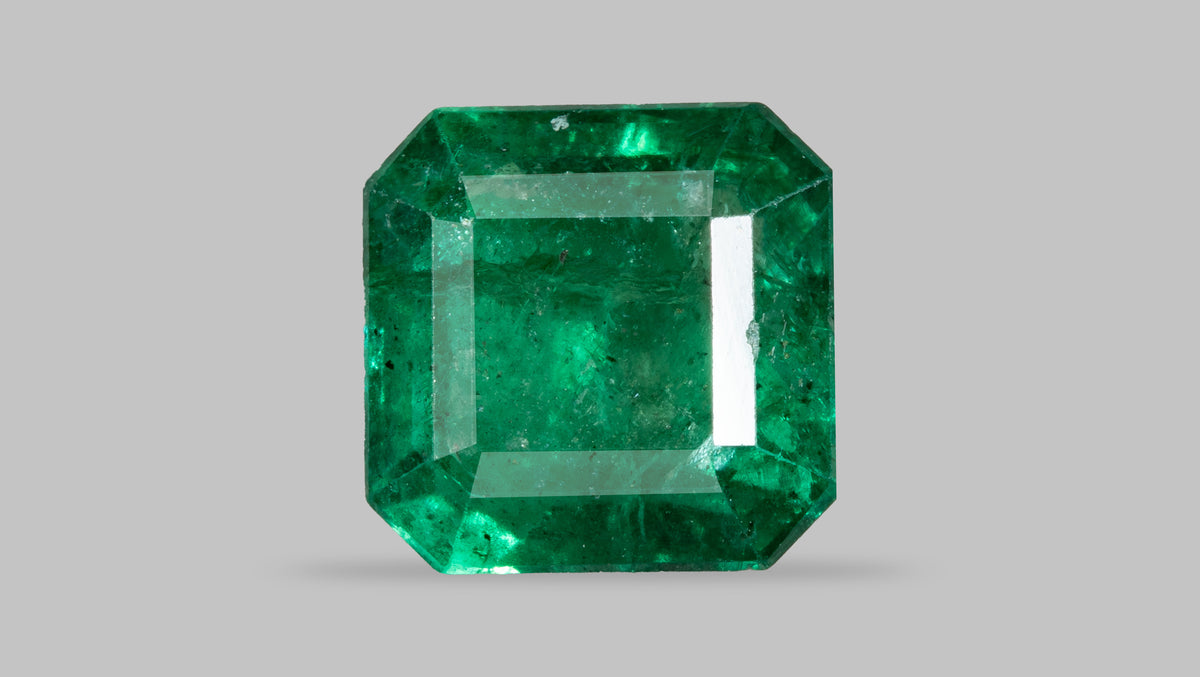 Zambian Emerald (Panna) 2.32 Carats / 2.55 Ratti