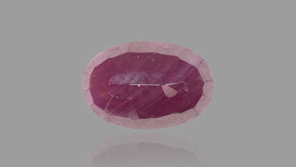 African Ruby (Manik) 5.04 Carats / 5.54 Ratti