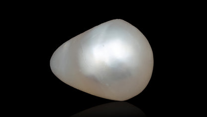 Basra Pearl 2.75 Carats / 3.02 Ratti