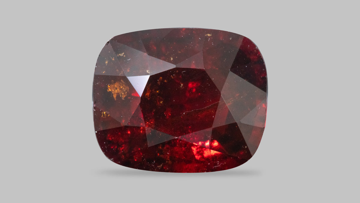Sri-Lankan Hessonite (Gomed) 8.32 Carats / 9.14 Ratti
