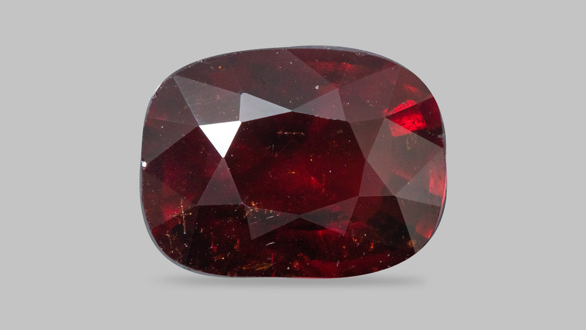 Sri-Lankan Hessonite (Gomed) 13.73 Carats / 15.09 Ratti
