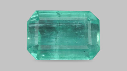 Minor Oil Afganistan Emerald 4.57 Carats / 5.02 Ratti