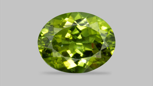Natural Peridot 5.53 Carats / 6.08 Ratti