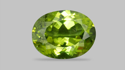 Natural Peridot 7.14 Carats / 7.85 Ratti