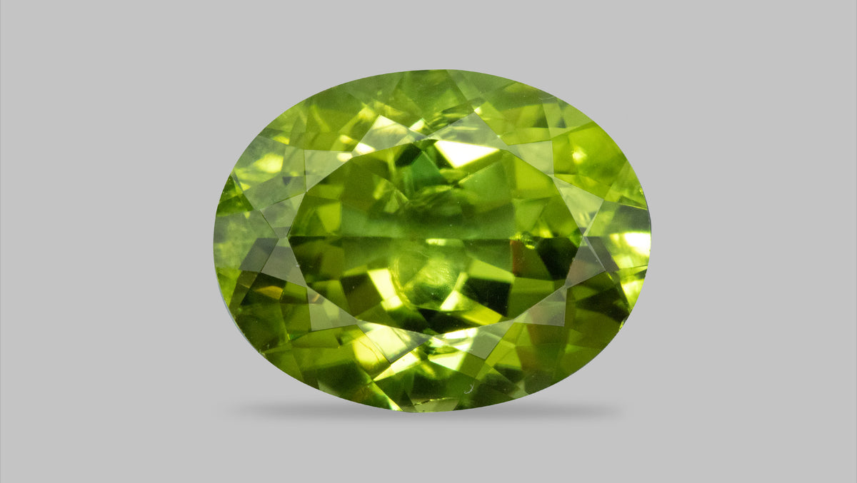 Natural Peridot 6.27 Carats / 6.89 Ratti