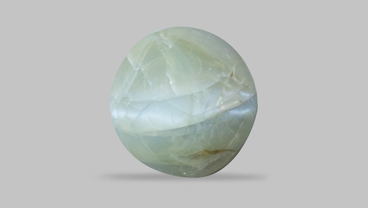 Cat's Eye (Lehsuniya) 5.83 Carats / 6.41 Ratti