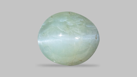 Cat's Eye (Lehsuniya) 4.96 Carats / 5.45 Ratti