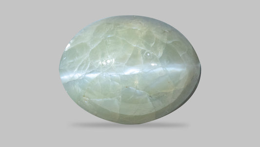 Cat's Eye (Lehsuniya) 4.56 Carats / 5.01 Ratti