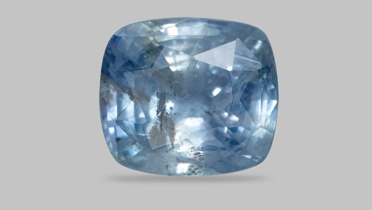 Natural Blue Sapphire 5.71 Carats / 6.27 Ratti
