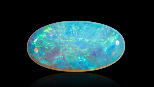 White Opal With Fire 4.33 Carats / 4.76 Ratti