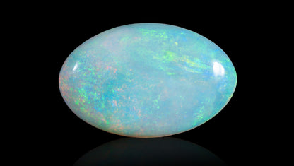 White Opal With Fire 4.82 Carats / 5.3 Ratti