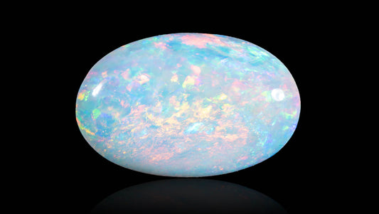 White Opal With Fire 5.16 Carats / 5.67 Ratti