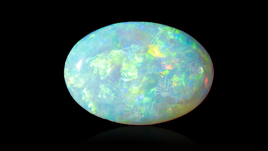 White Opal With Fire 3.92 Carats / 4.31 Ratti
